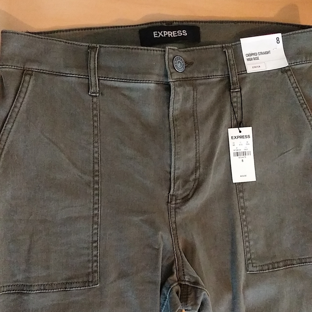 Express cropped straight high rise stretch pants size 8